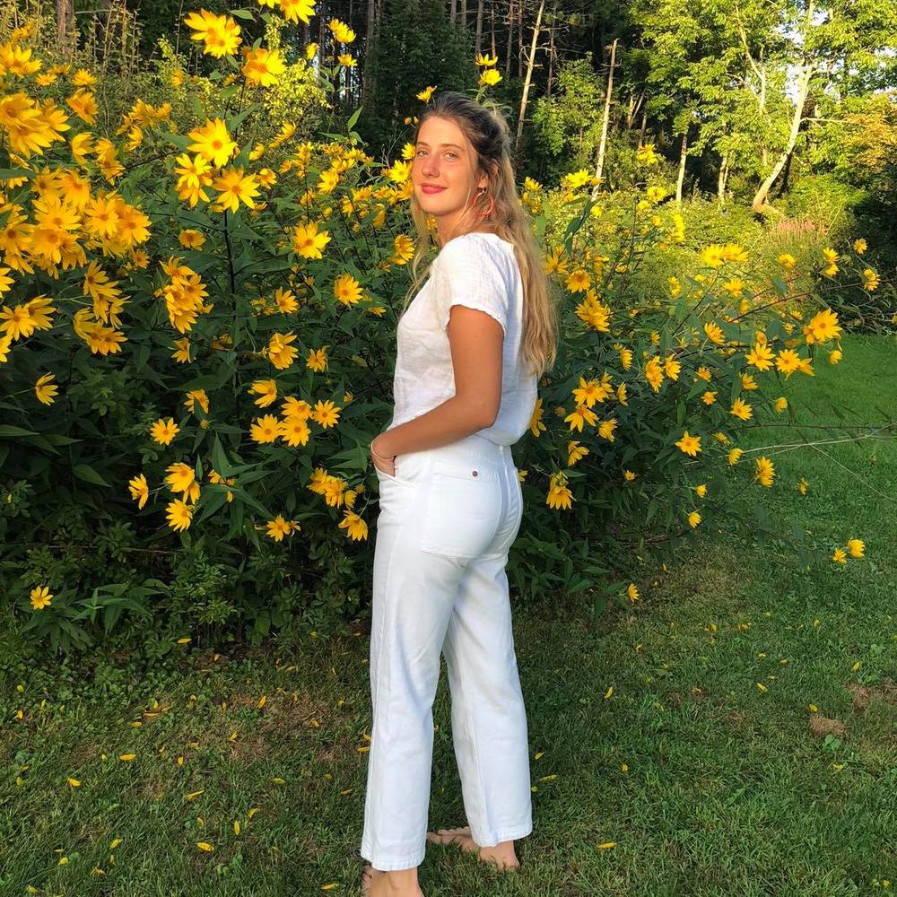 Meet your Posher, Lily